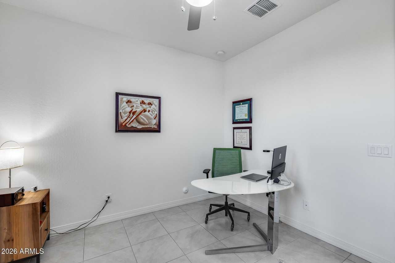 3044 W Monte Way - Photo 3 of 34