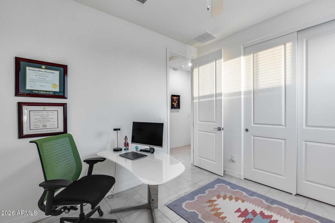 3044 W Monte Way - Photo 4 of 34