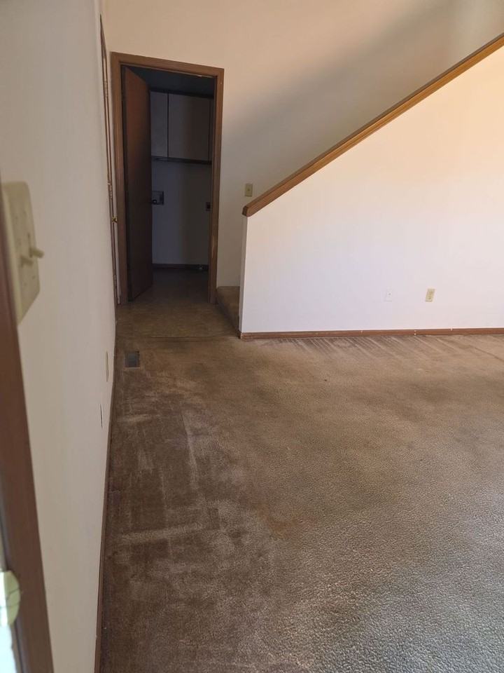 3416 E Sunset St - Photo 4 of 12