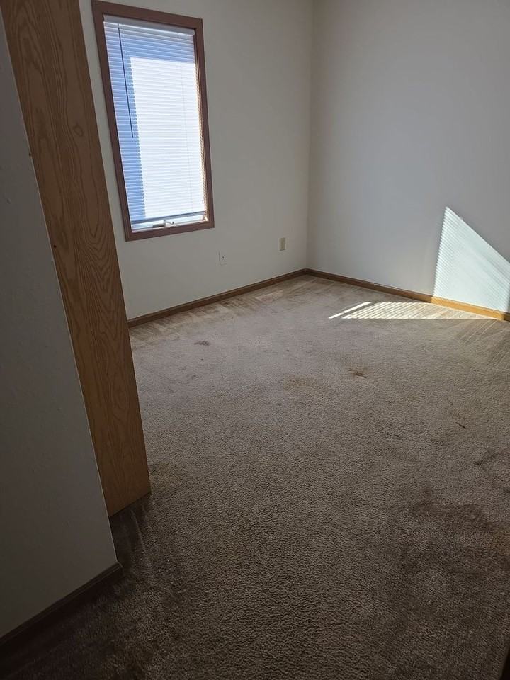 3416 E Sunset St - Photo 7 of 12