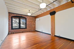 1306 Nw Hoyt St #207 - Photo 1 of 1