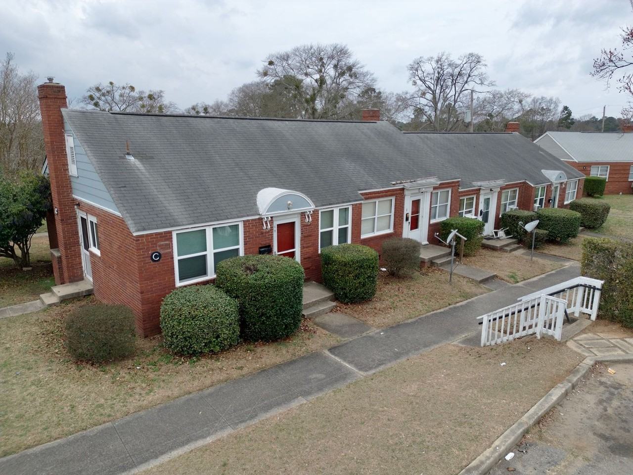 Colonial Village - Photo 2 of 8