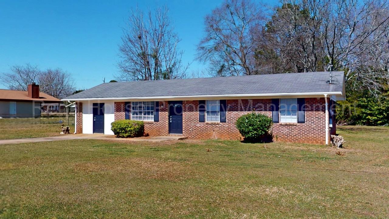 103 Sherwin St #1 - Photo 3 of 23