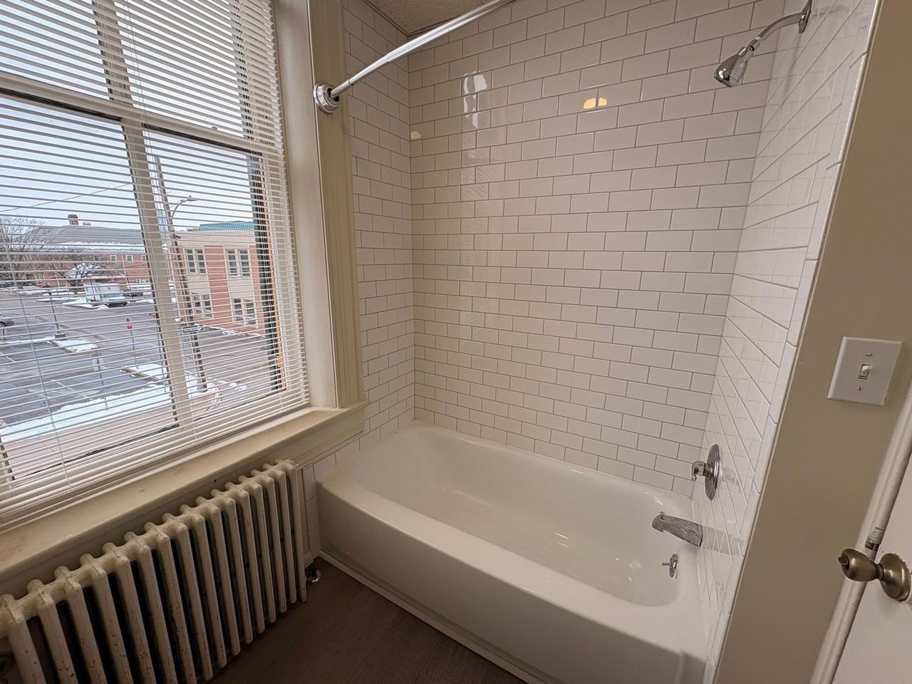 135 S Duke St - Photo 6 of 11