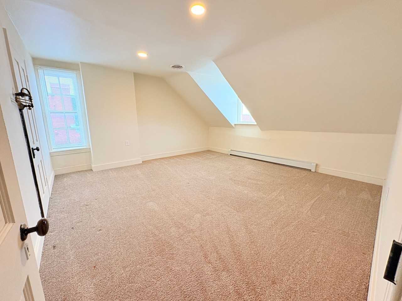 135 S Duke St - Photo 7 of 11