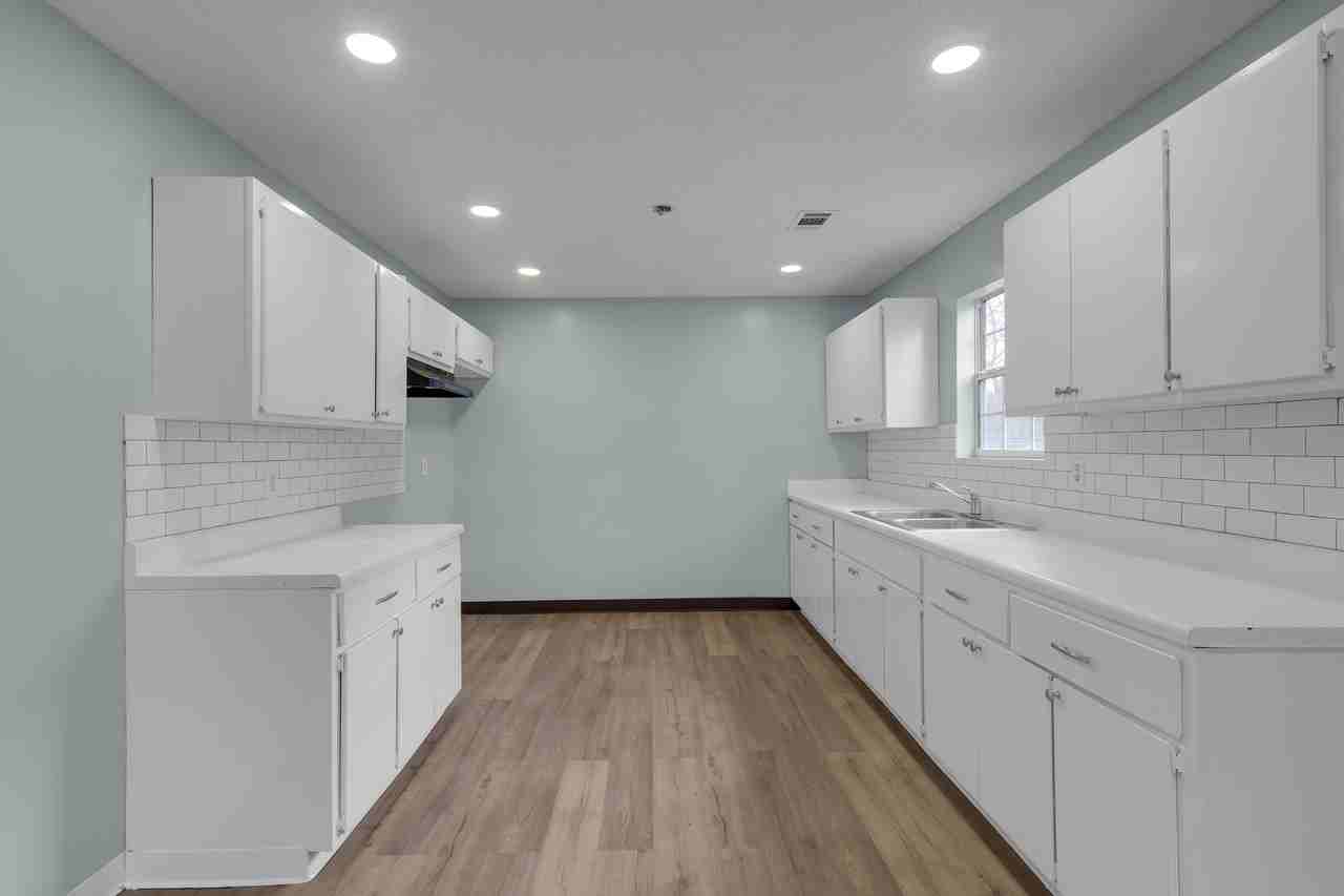 3135 Mimosa Ave #1 - Photo 4 of 13