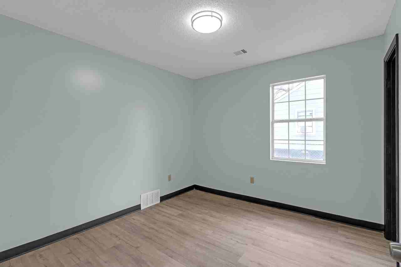 3135 Mimosa Ave #1 - Photo 6 of 13