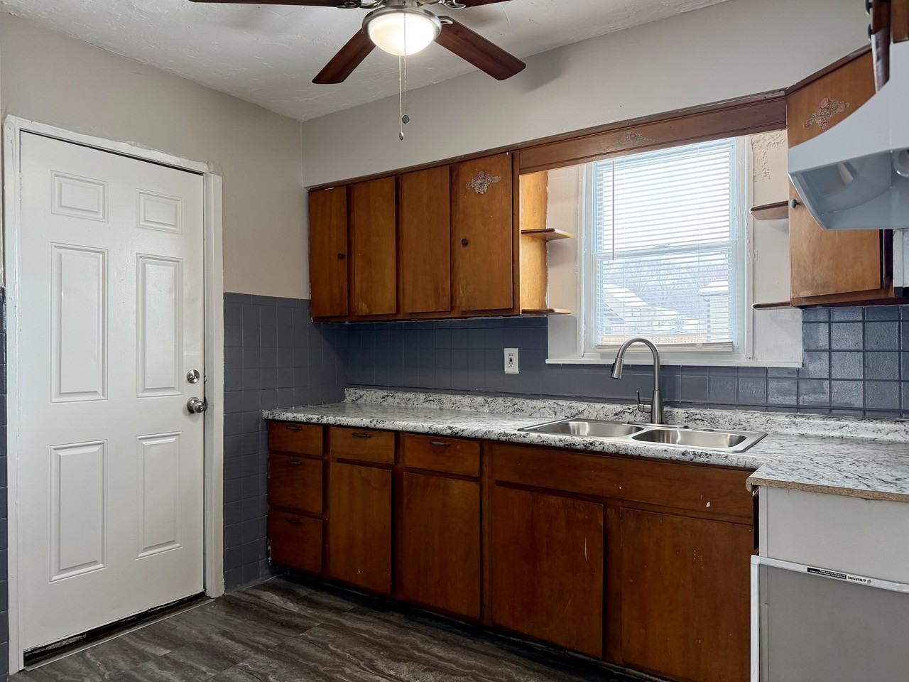 1182 5th Ave #1 - Photo 3 of 20