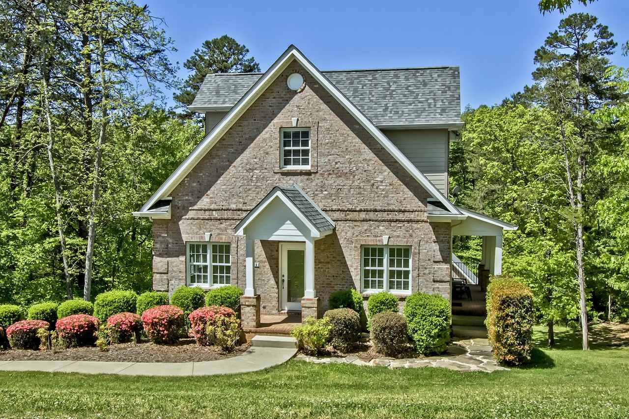 111 Daleyuhski Way #1