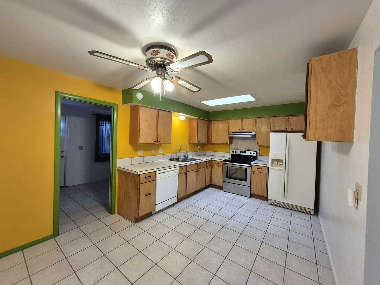 6566 E Hawk Dr #1 - Photo 7 of 24