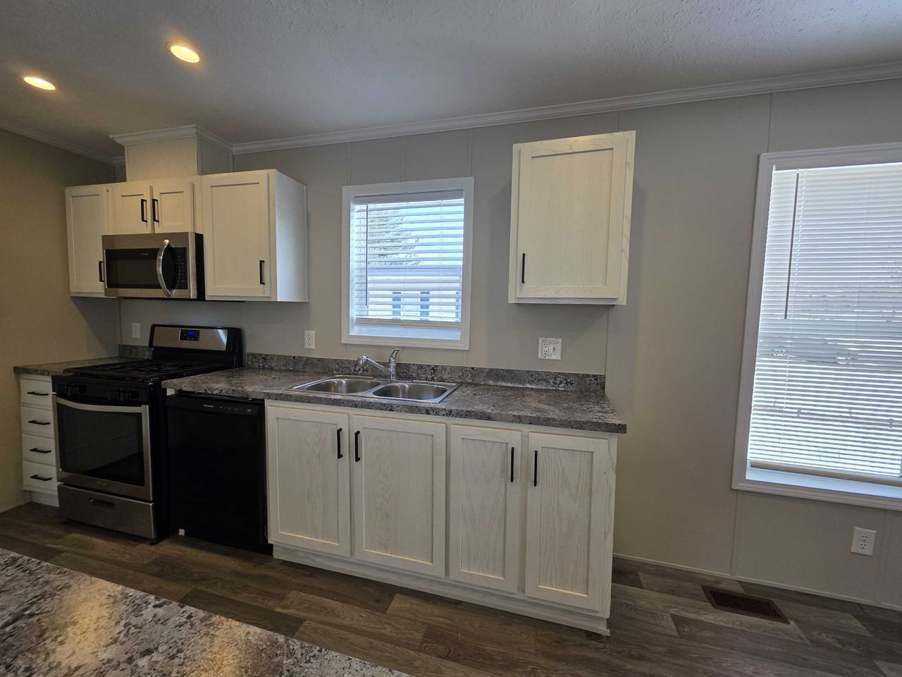 3708 Cedar Loop #751 - Photo 7 of 33