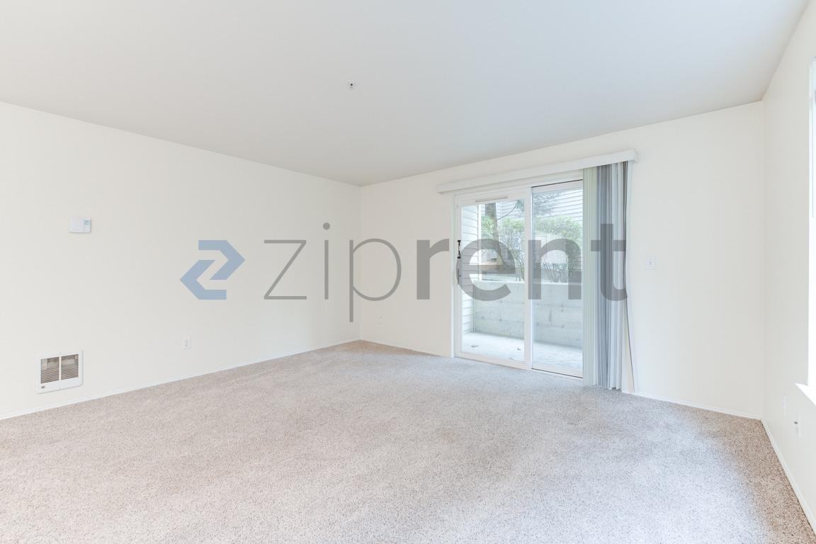 1674 118th Ave Se #C107 - Photo 4 of 24