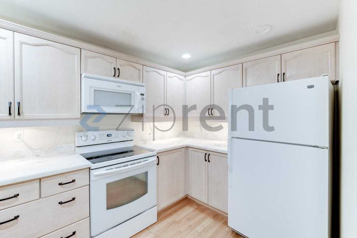 1674 118th Ave Se #C107 - Photo 7 of 24