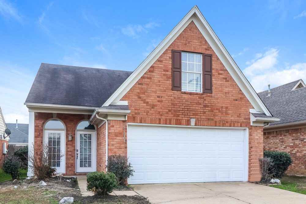 761 Grant Dr - Photo 4 of 17