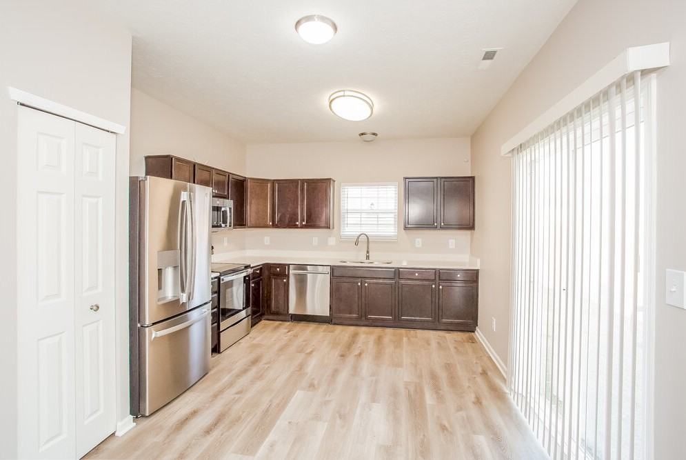 2232 Schoolmarm Dr - Photo 6 of 16