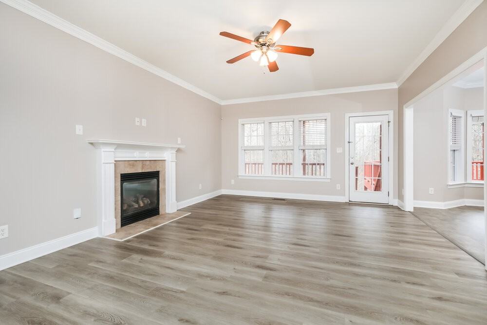 235 Manchester Trl - Photo 4 of 17