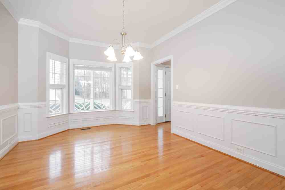 235 Manchester Trl - Photo 6 of 17