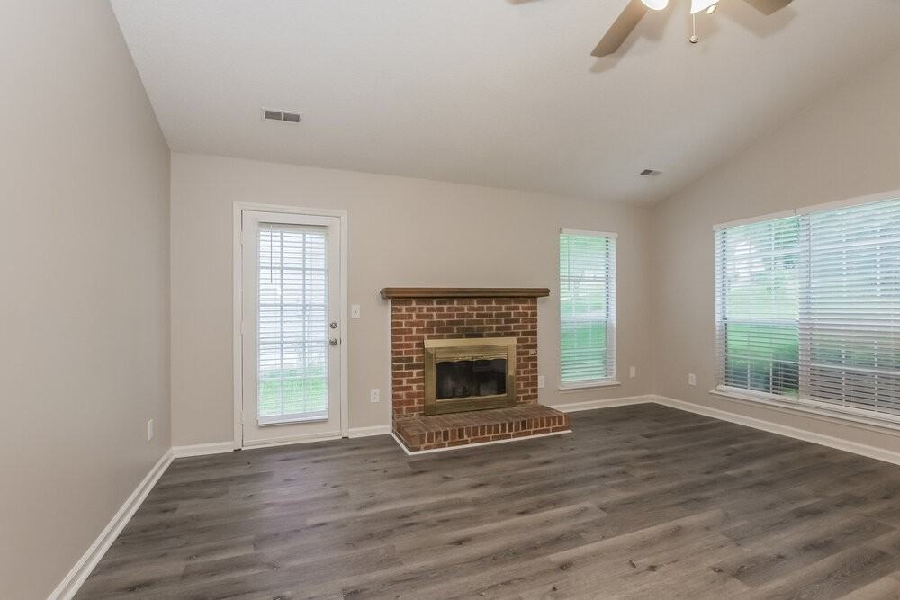 3434 Braewick Pl - Photo 4 of 16