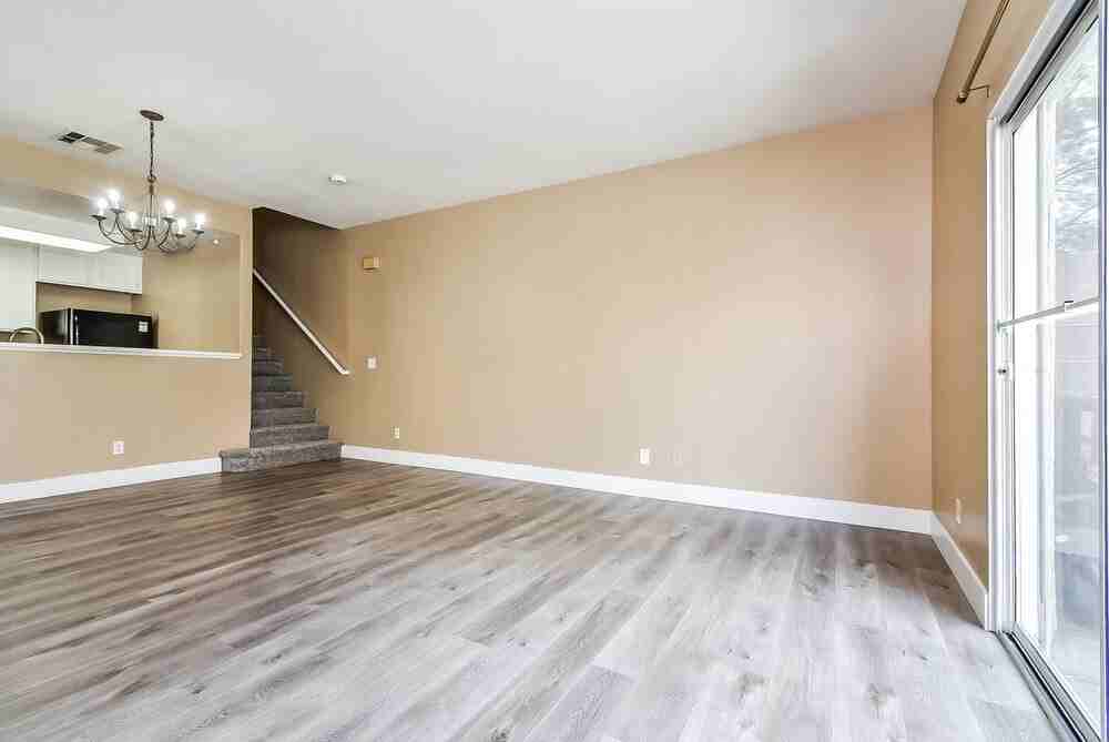 1449 Morro Creek St - Photo 6 of 17