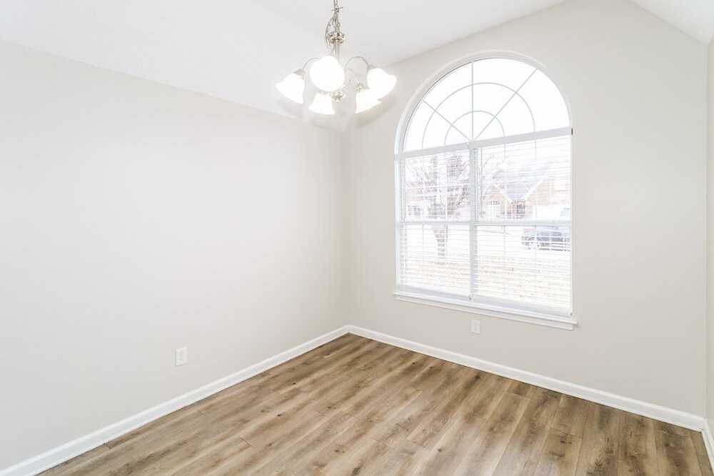 1305 Jackson Pond Cir - Photo 7 of 17