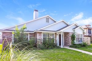 featured image of 4006 Bond St