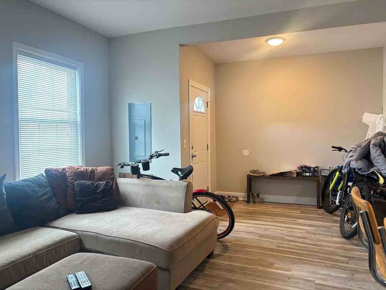 7 Carondolet St - Photo 5 of 11