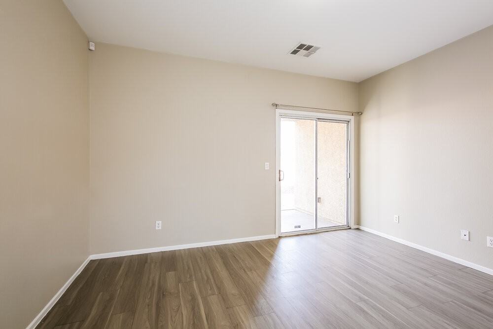 3520 Terraza Mar Ave - Photo 5 of 17