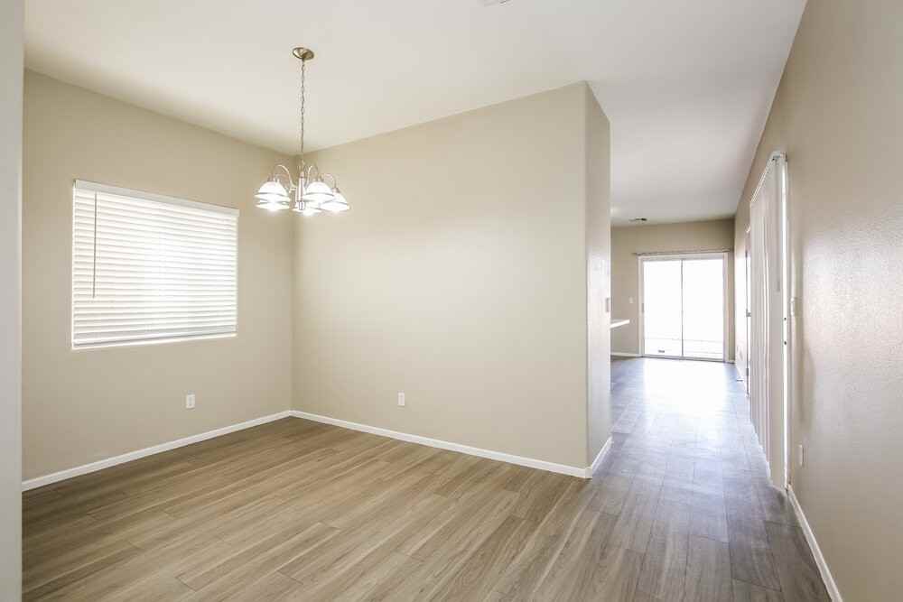 3520 Terraza Mar Ave - Photo 7 of 17