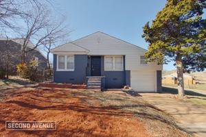 featured image of 2100 Ne 26th St