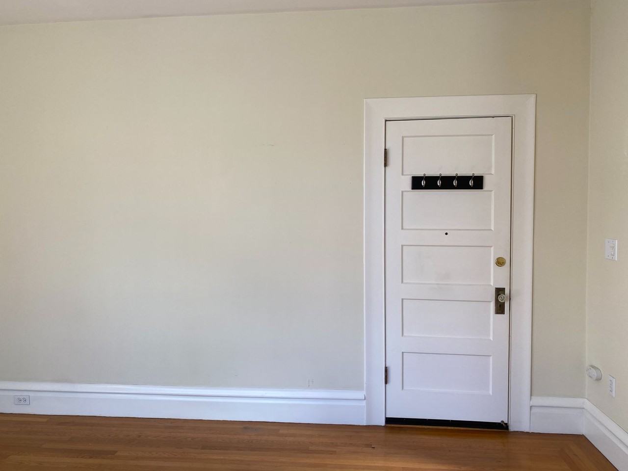 2299 Green St #2 - Photo 5 of 18