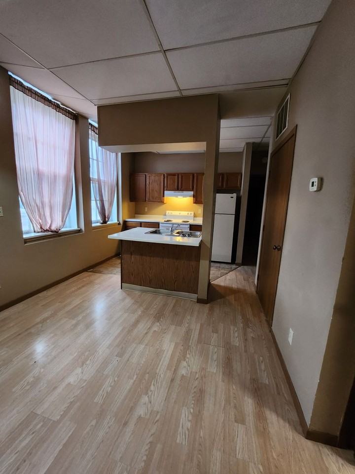 ETEK-Garfield - Photo 2 of 5