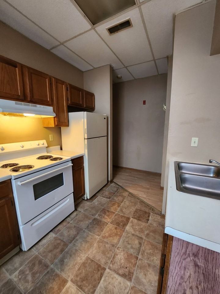 ETEK-Garfield - Photo 3 of 5