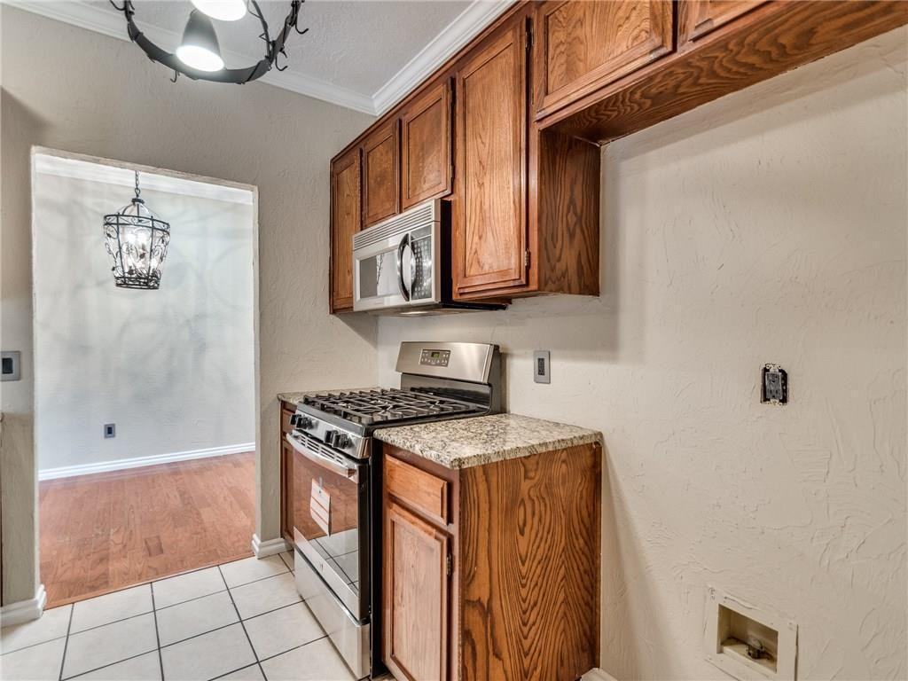 1610 Sw 96th St - Photo 5 of 13