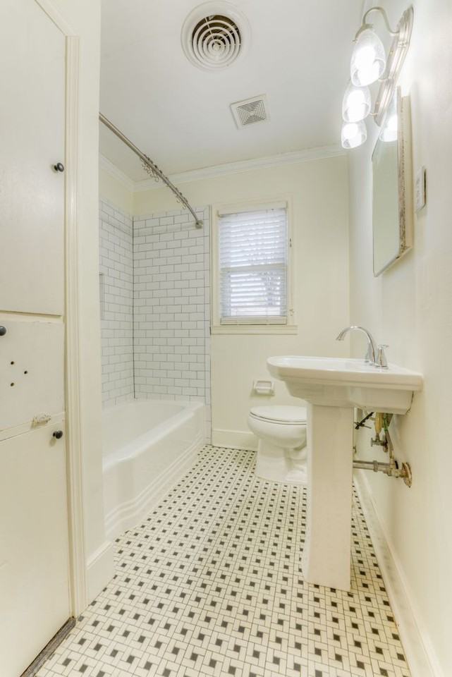 272 Aurora Cir - Photo 5 of 22