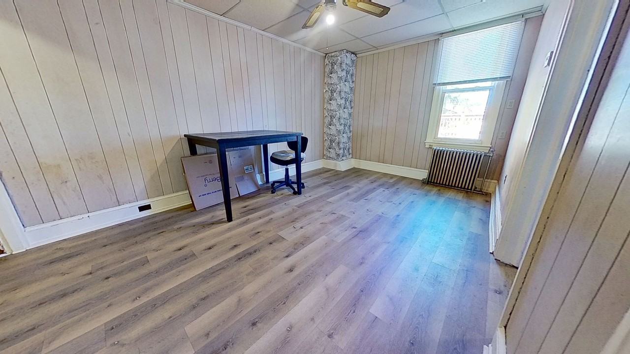 645 W Philadelphia St - Photo 5 of 10