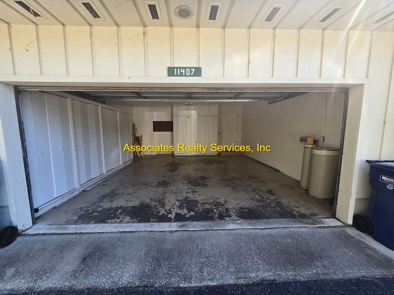 11407 Palmetto Blvd - Photo 4 of 31