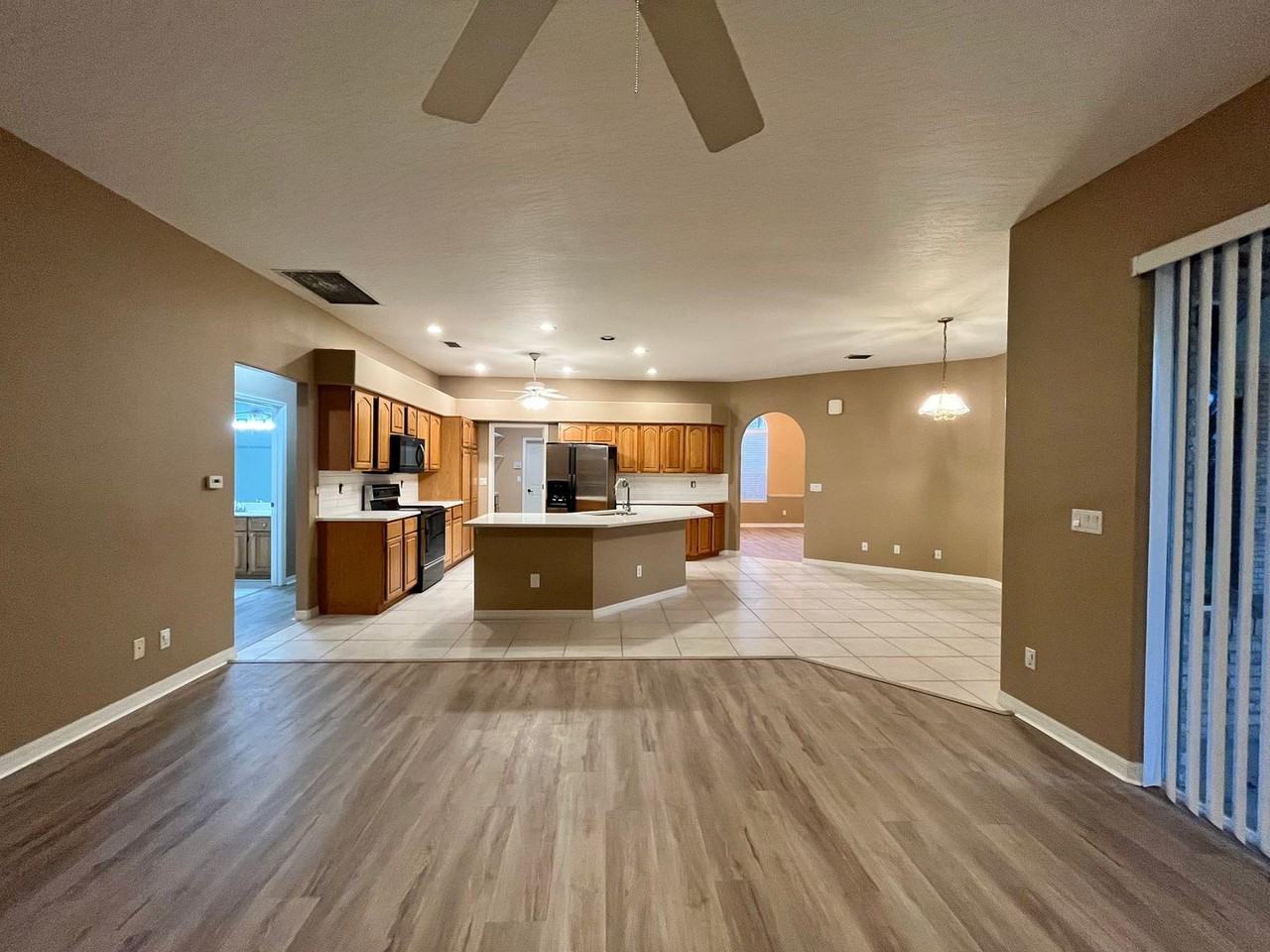 7922 Timberlake Dr - Photo 7 of 16