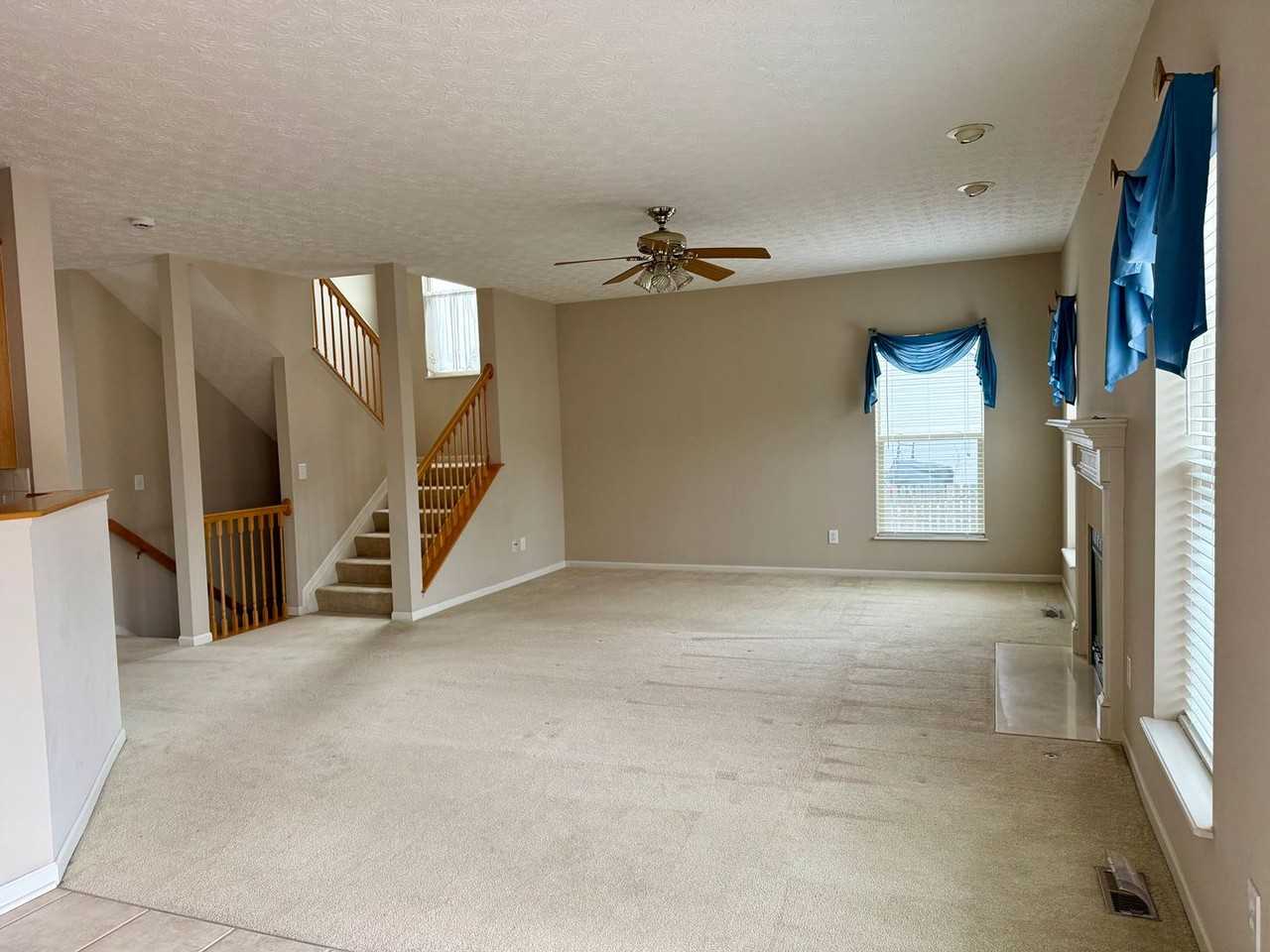 563 Banbridge St - Photo 3 of 13