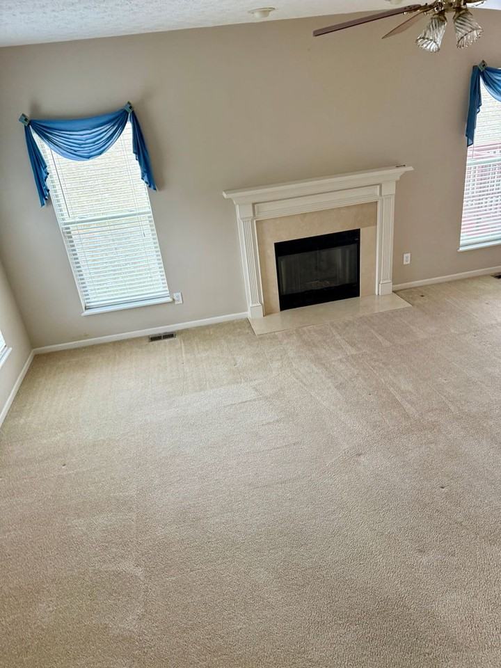 563 Banbridge St - Photo 4 of 13