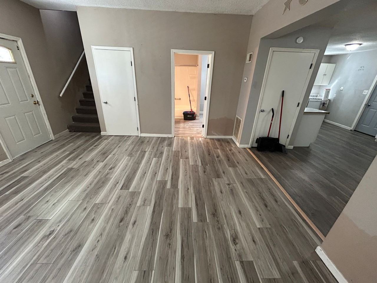 627 N Webster St - Photo 6 of 9