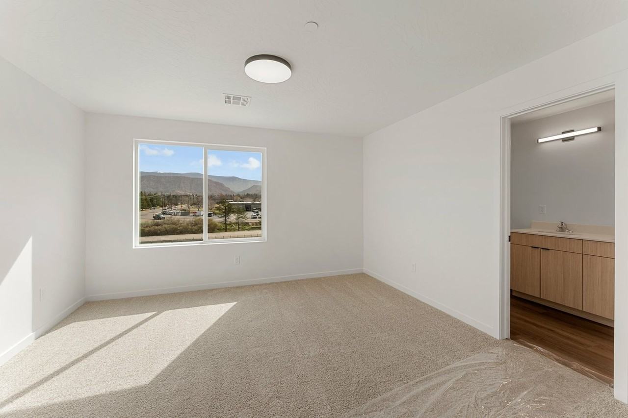 Coal Creek Townhomes - Photo 2 of 41