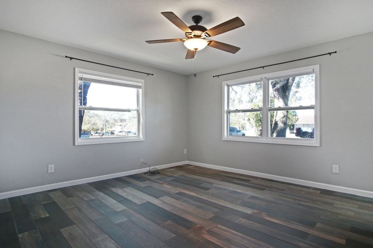 213 S Bougainvillea Ave - Photo 6 of 27