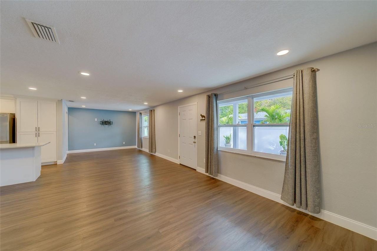 1178 Bass Blvd - Photo 5 of 29