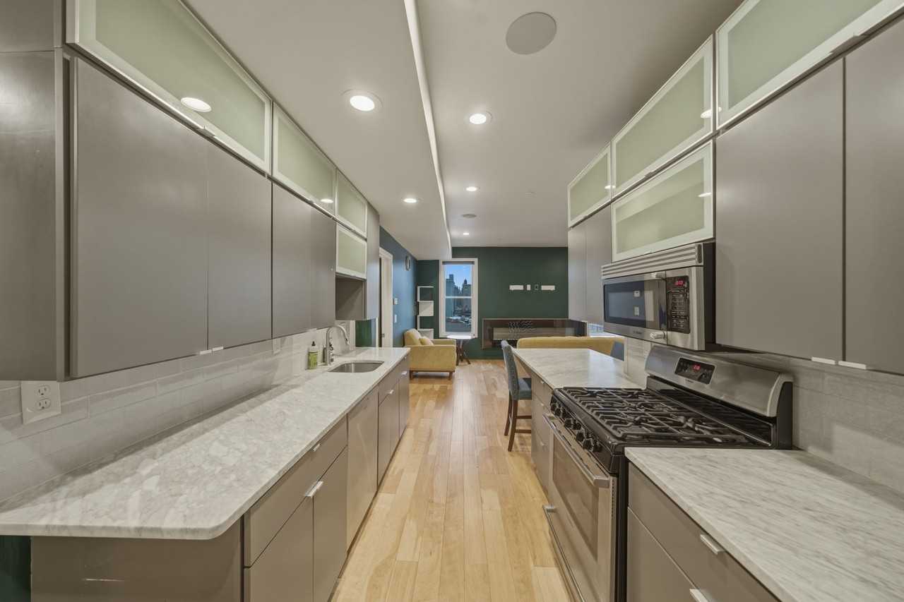 186 Paris St #1 - Photo 7 of 26