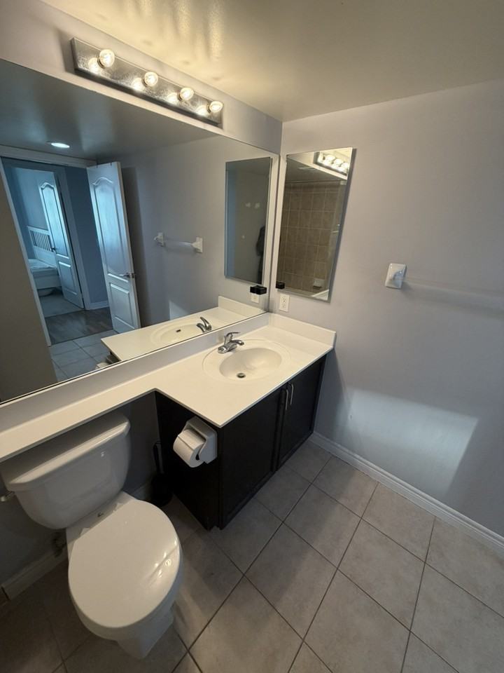 60 Town Centre Crt - Photo 5 of 8