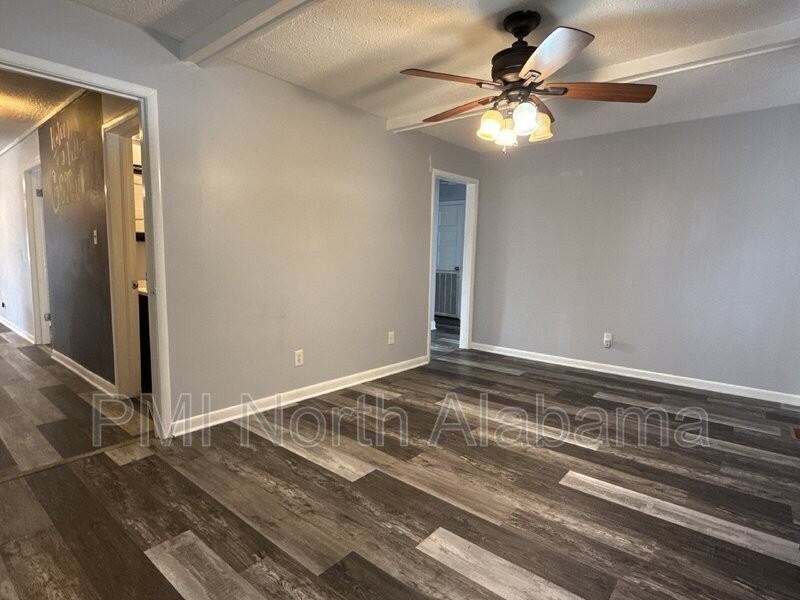 4005 Cypress Ave Sw - Photo 2 of 11