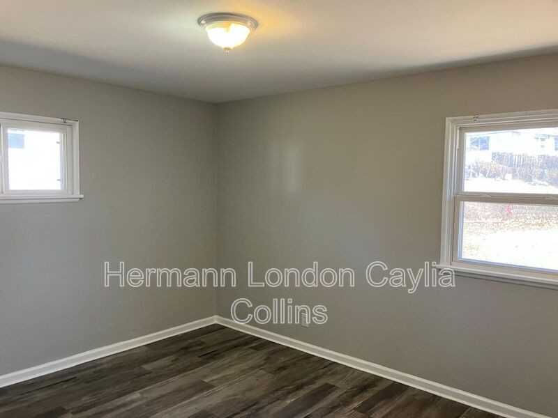 9840 Medford Dr - Photo 6 of 13