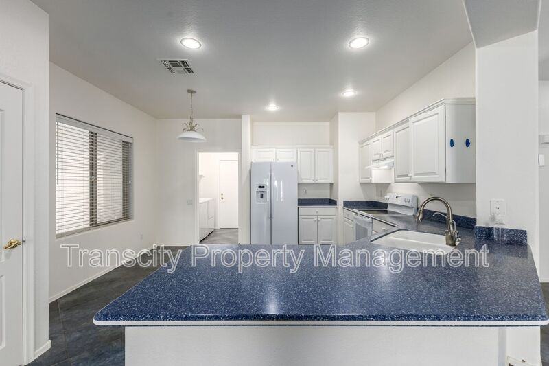 10328 E Second Water Trl - Photo 7 of 21