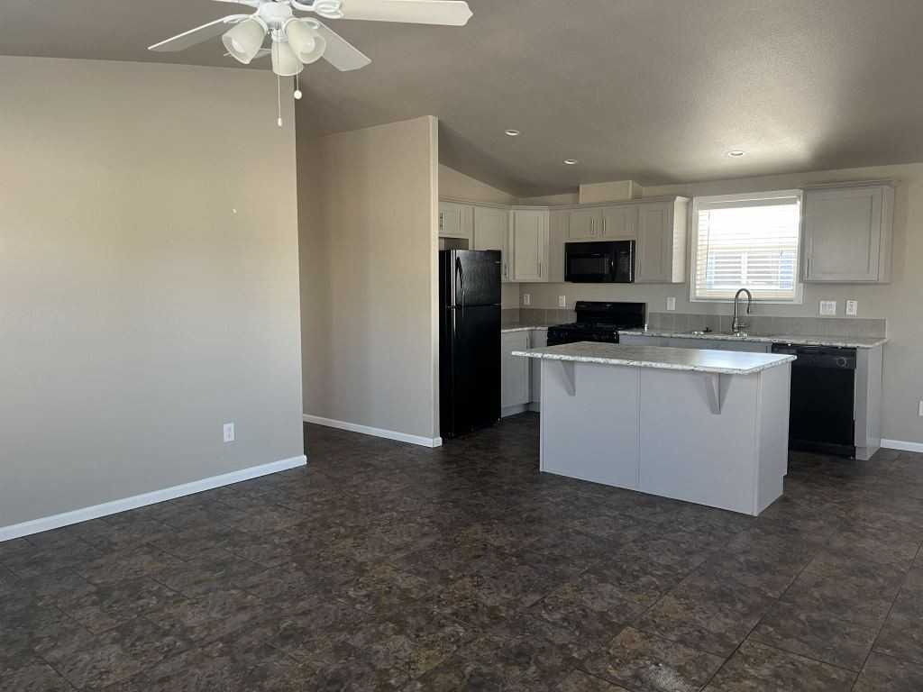 201 S Greenfield Rd Lot 276 - Photo 5 of 24