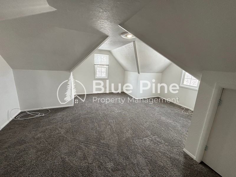 309 S Milton Ave - Photo 6 of 15